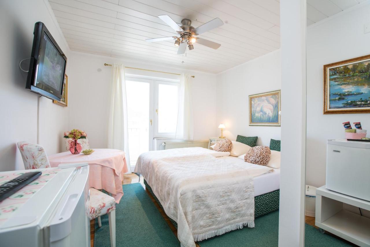 B&B Pletna A Double Lake-View Room Μπλεντ Εξωτερικό φωτογραφία