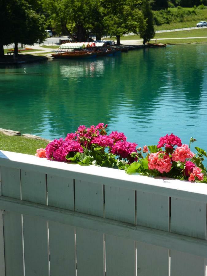 B&B Pletna A Double Lake-View Room Μπλεντ Εξωτερικό φωτογραφία
