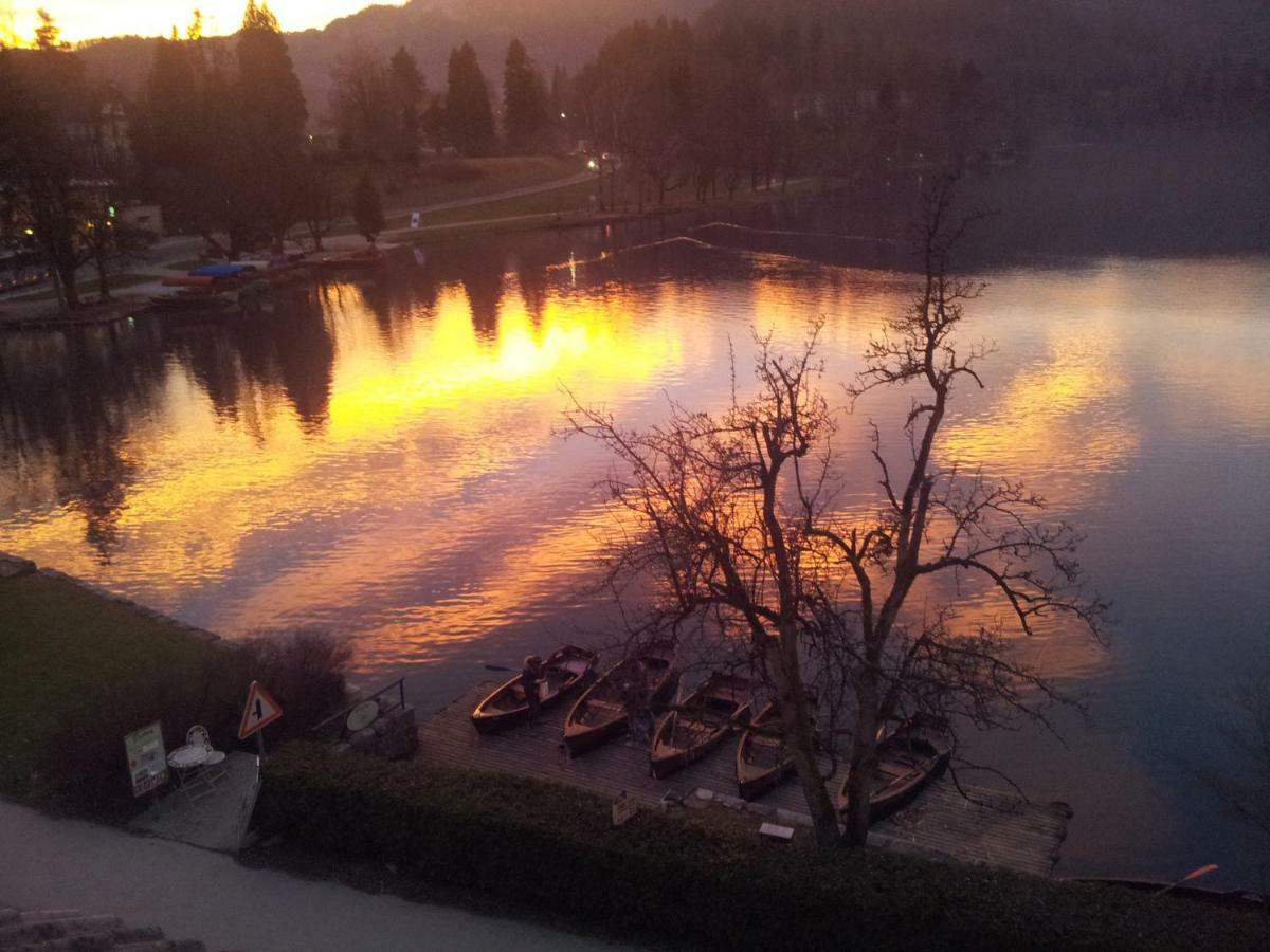 B&B Pletna A Double Lake-View Room Μπλεντ Εξωτερικό φωτογραφία